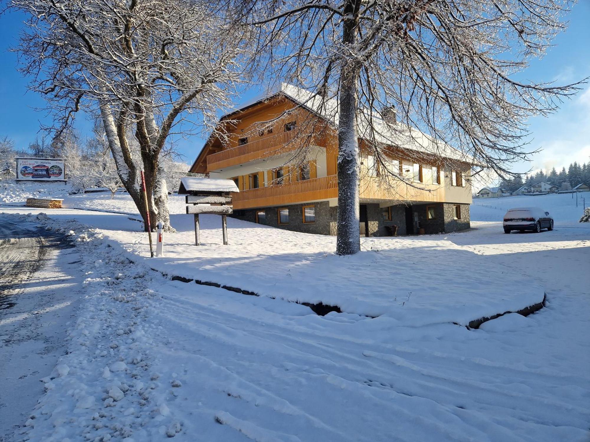 Farm stay Turisticna Kmetija Ramsak Zrece